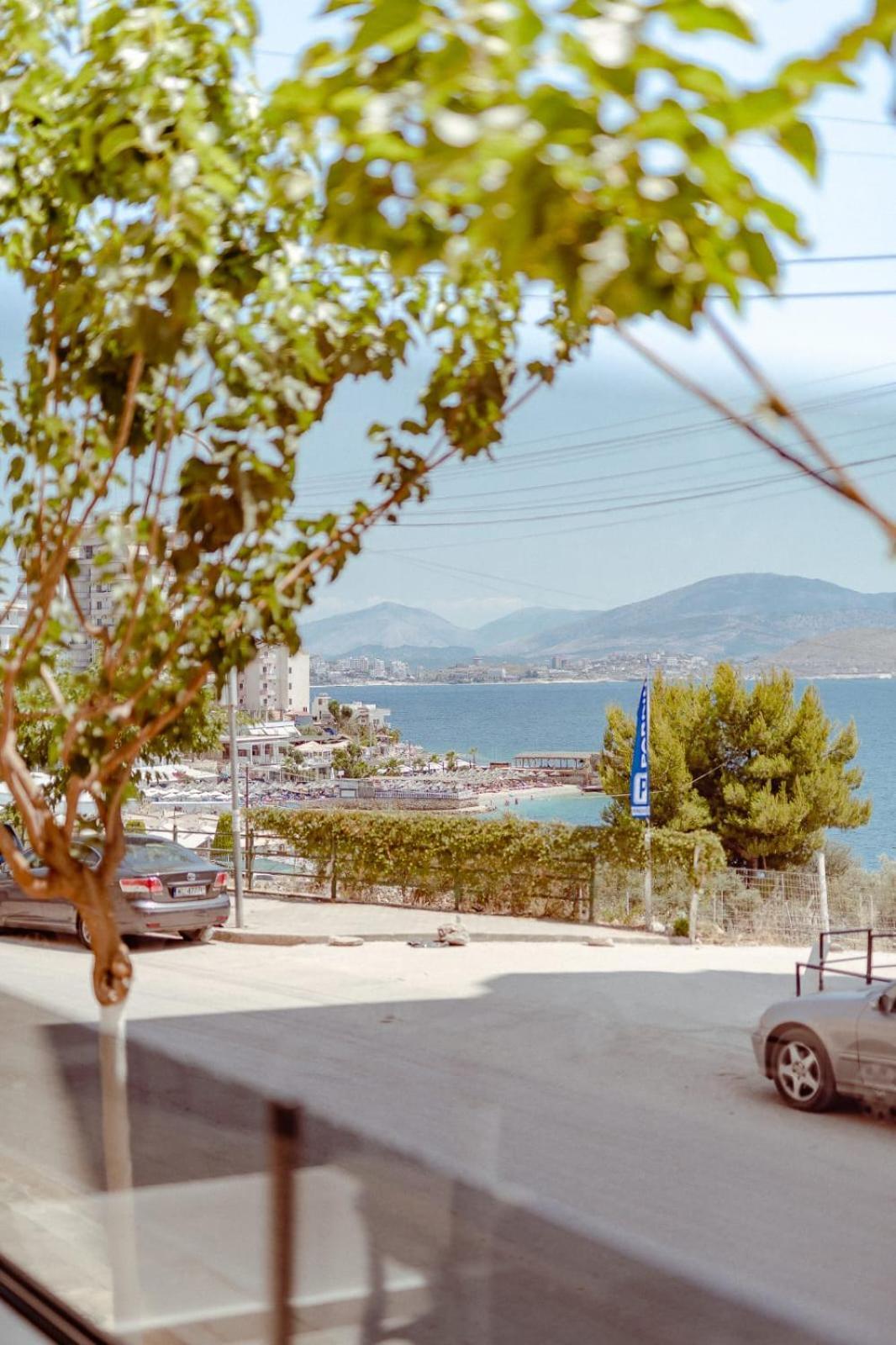 Apartment Gloal & Sarandë