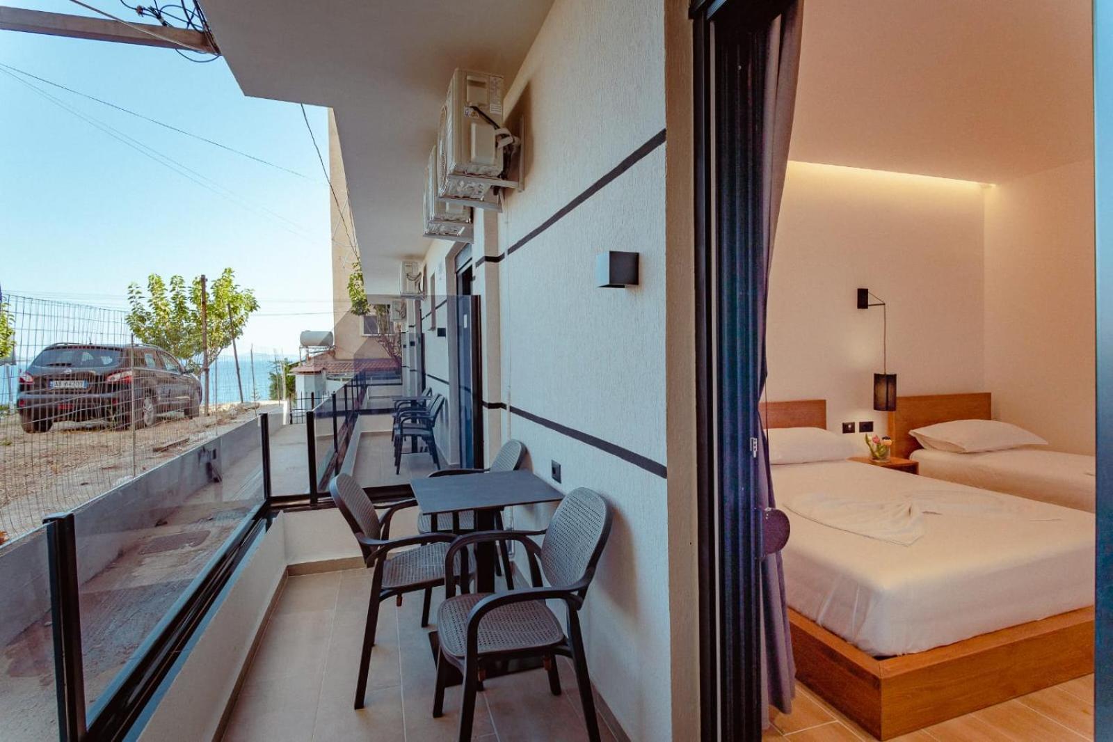 Apartment Gloal & Sarandë