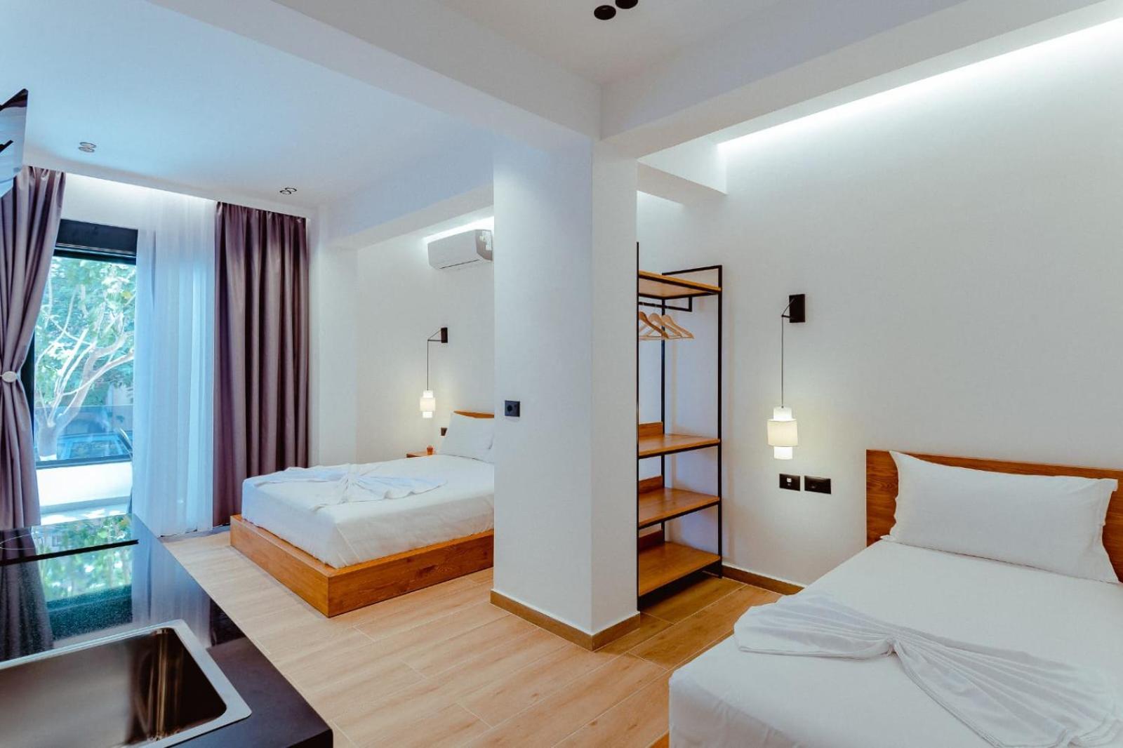 Apartment Gloal & Sarandë